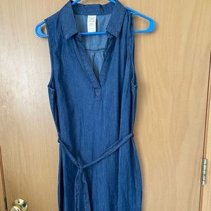 Sleeveless jean dress